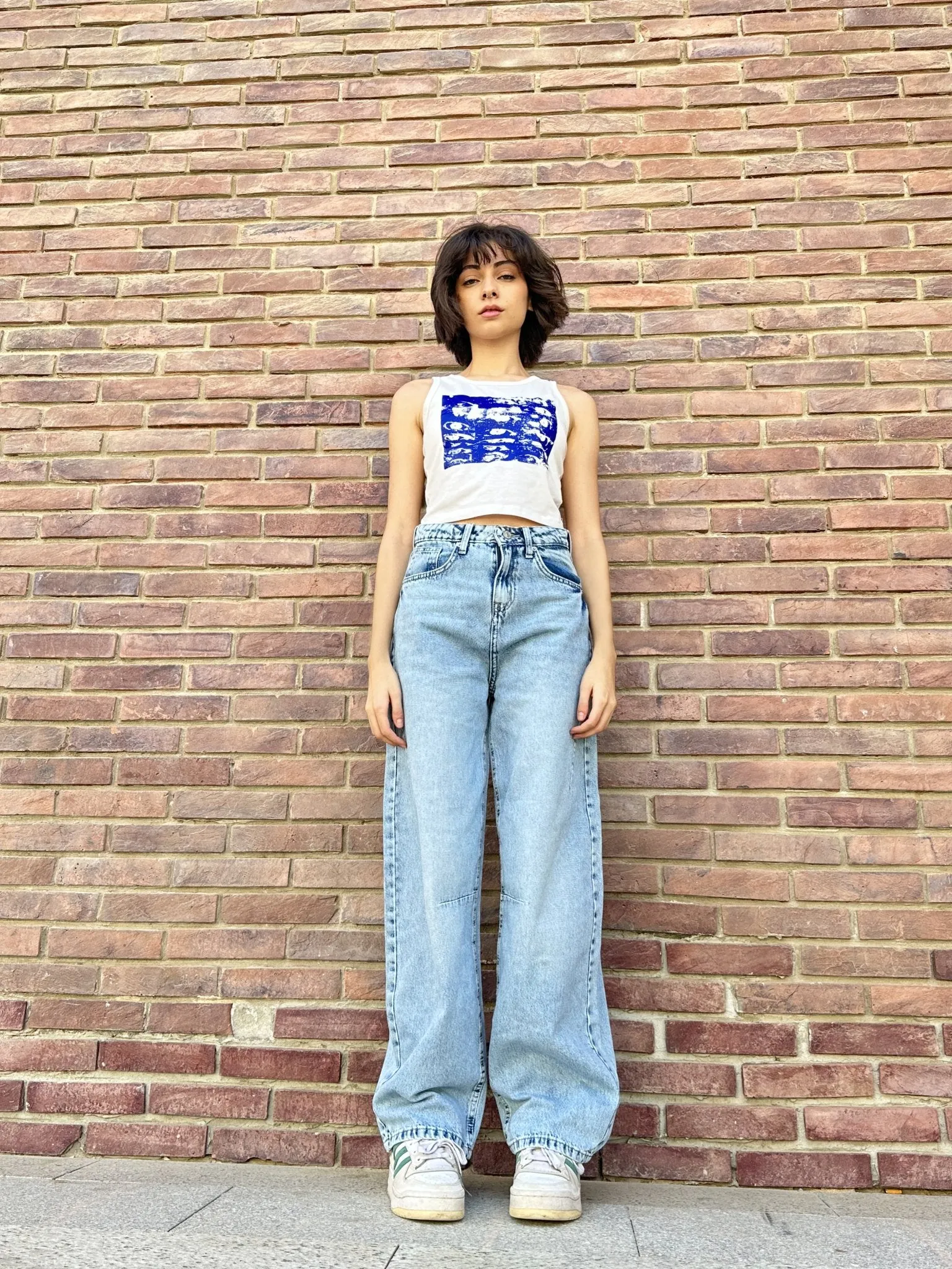 Balloon - Light Acid Wash Jeans.