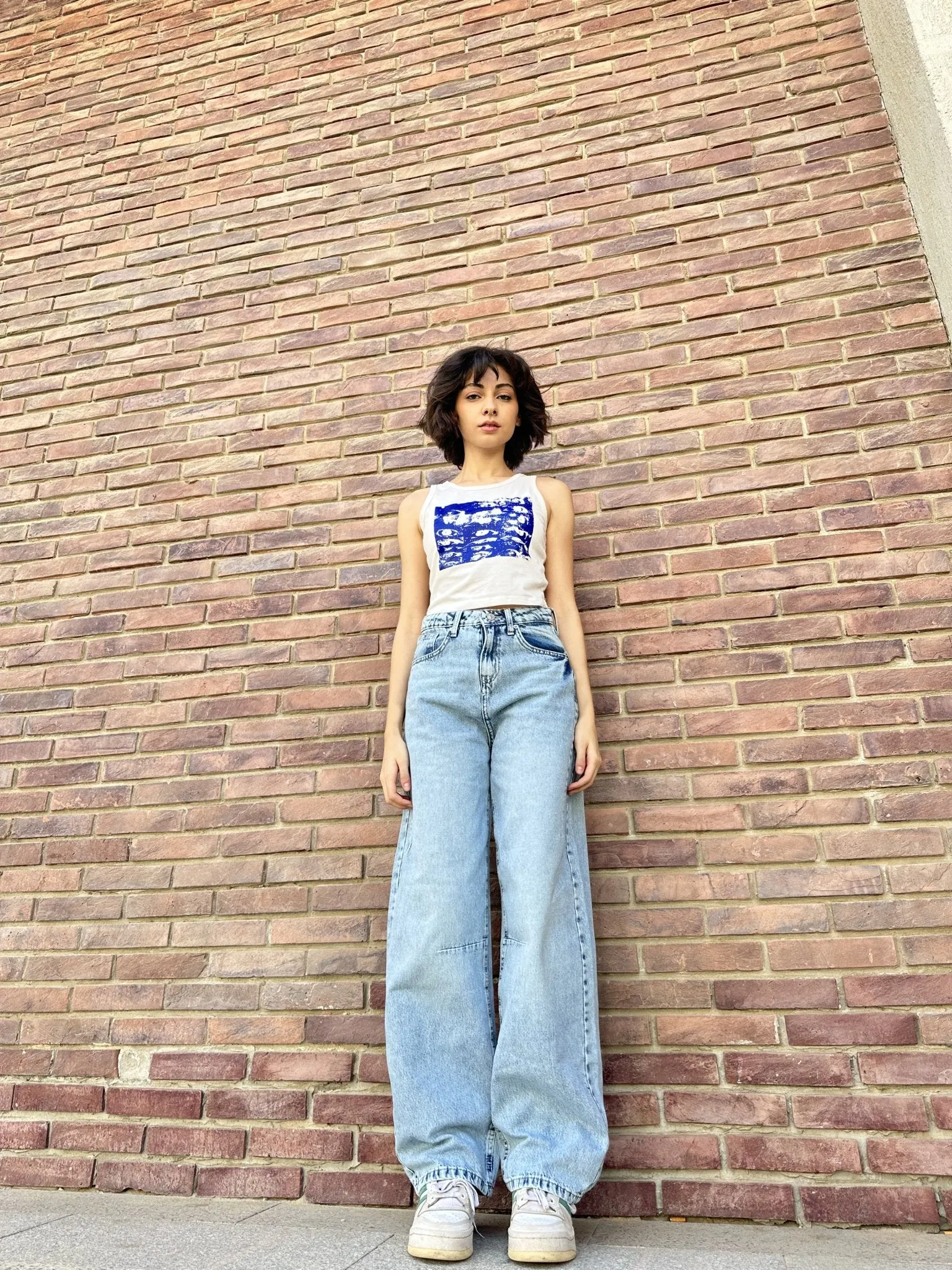 Balloon - Light Acid Wash Jeans.