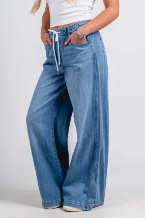 Hidden wide leg jeans light wash