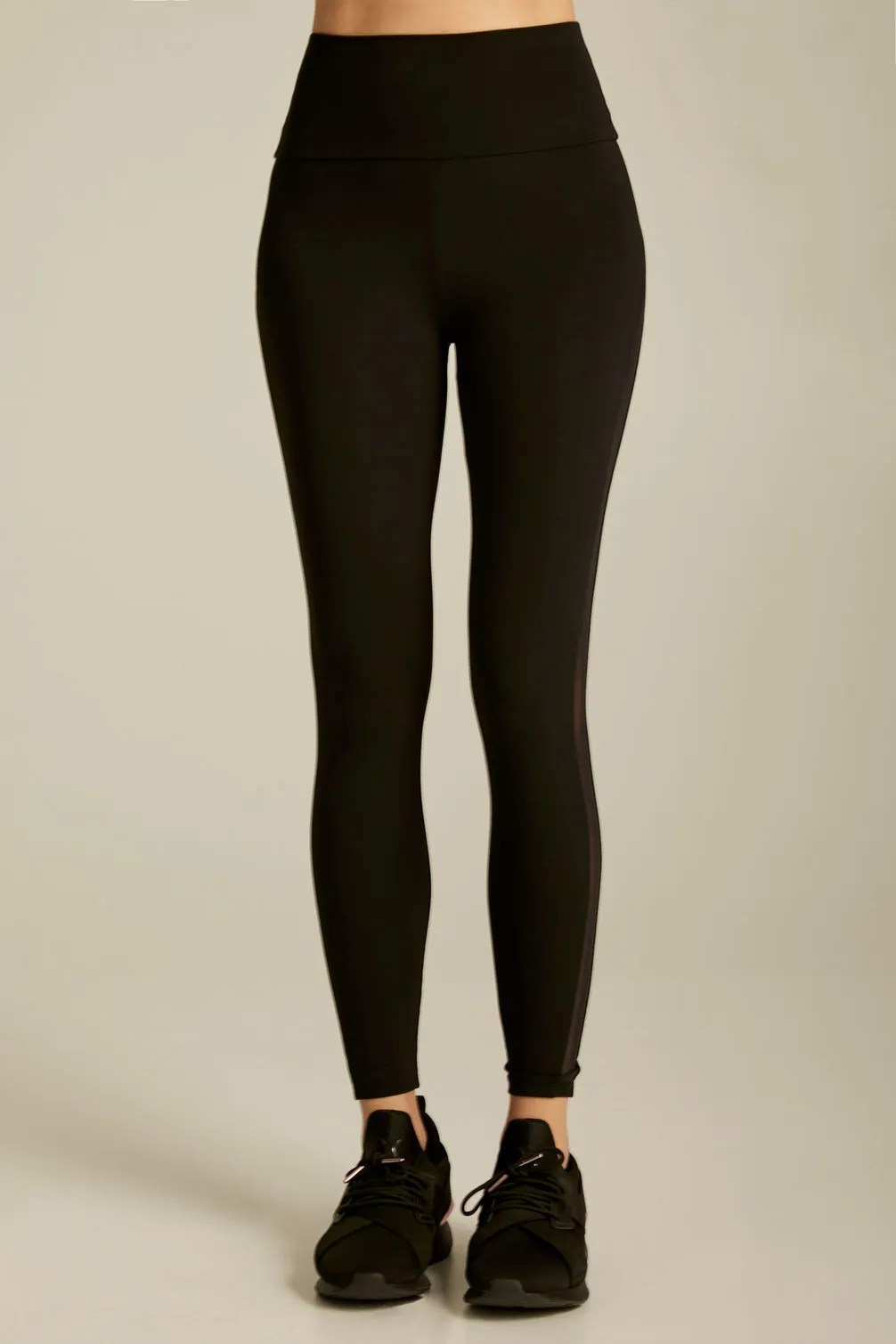 Hypnotic Mesh Panel Legging