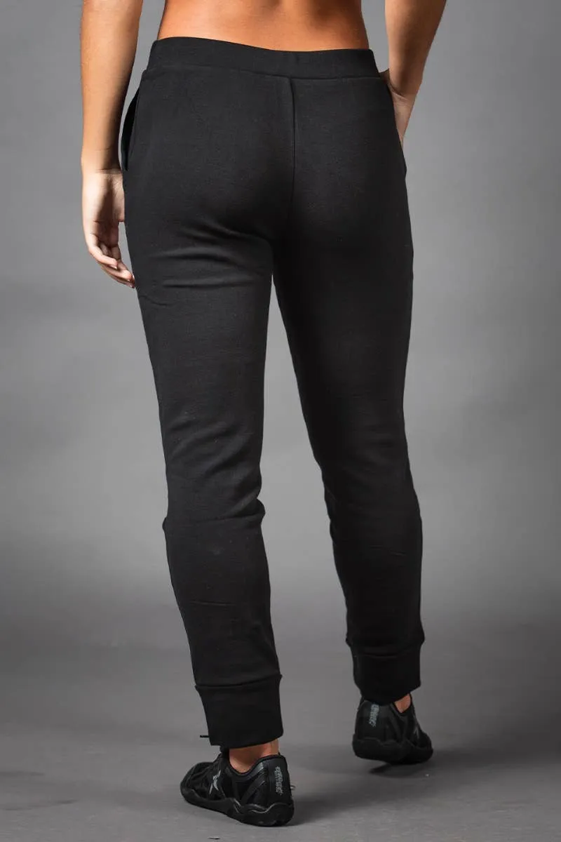 Restore Jogger in Black