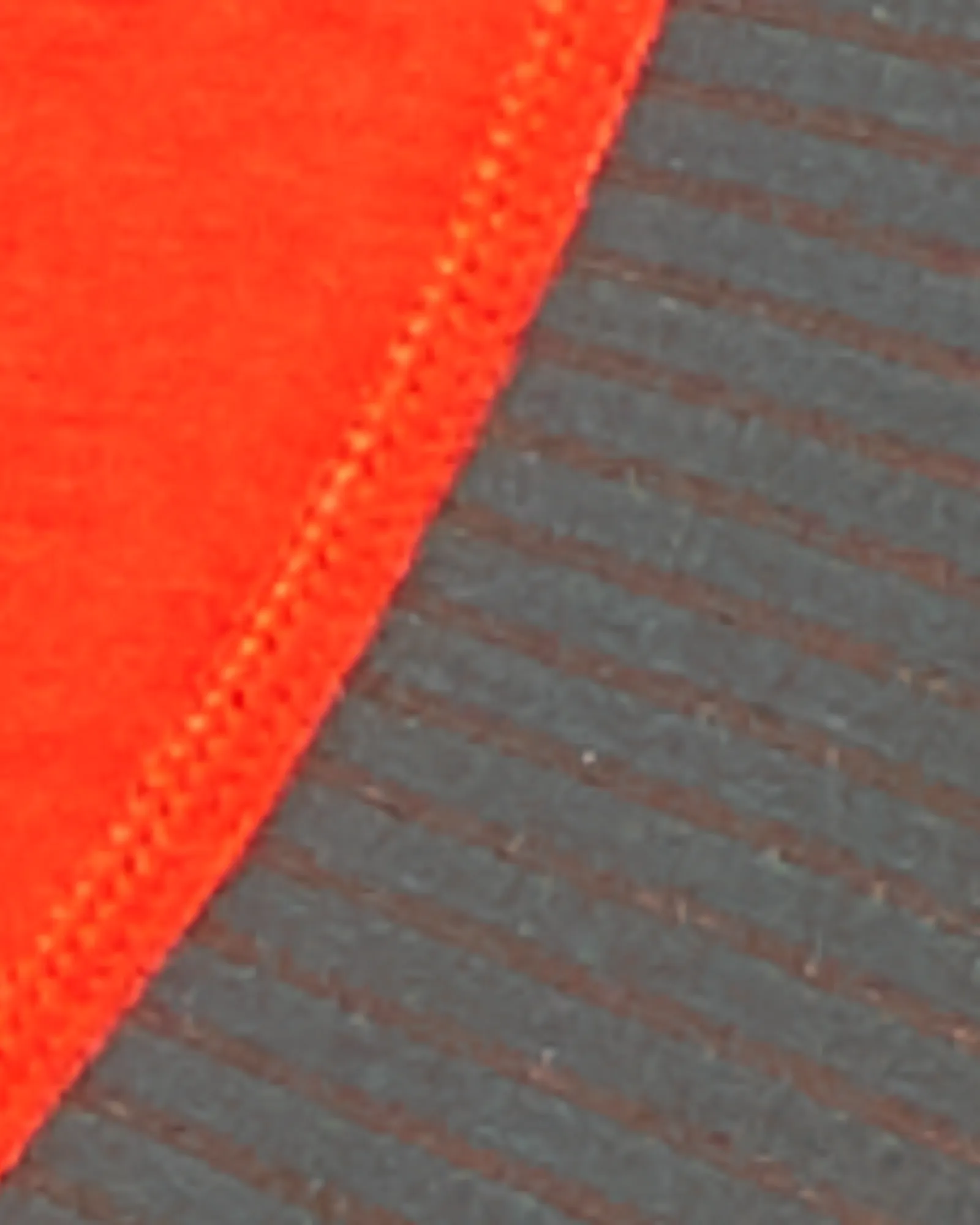 Sainte-Croix Sports Bra | Red / Charcoal Grey