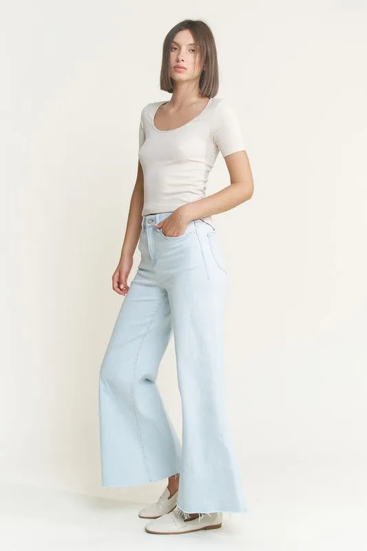 Super Jeans