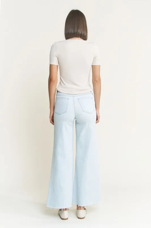 Super Jeans