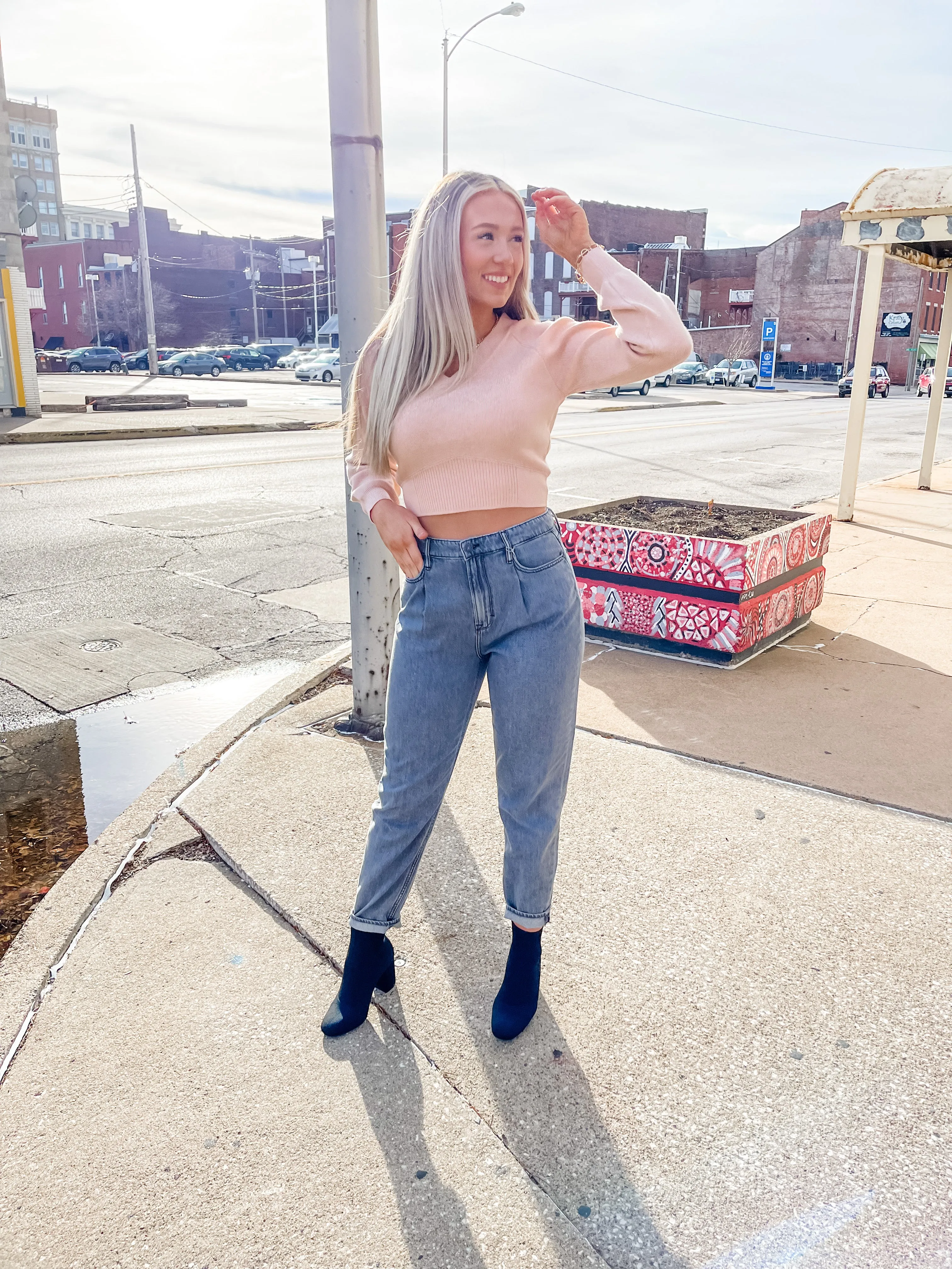 Zoey Mom Tapered Leg Jeans